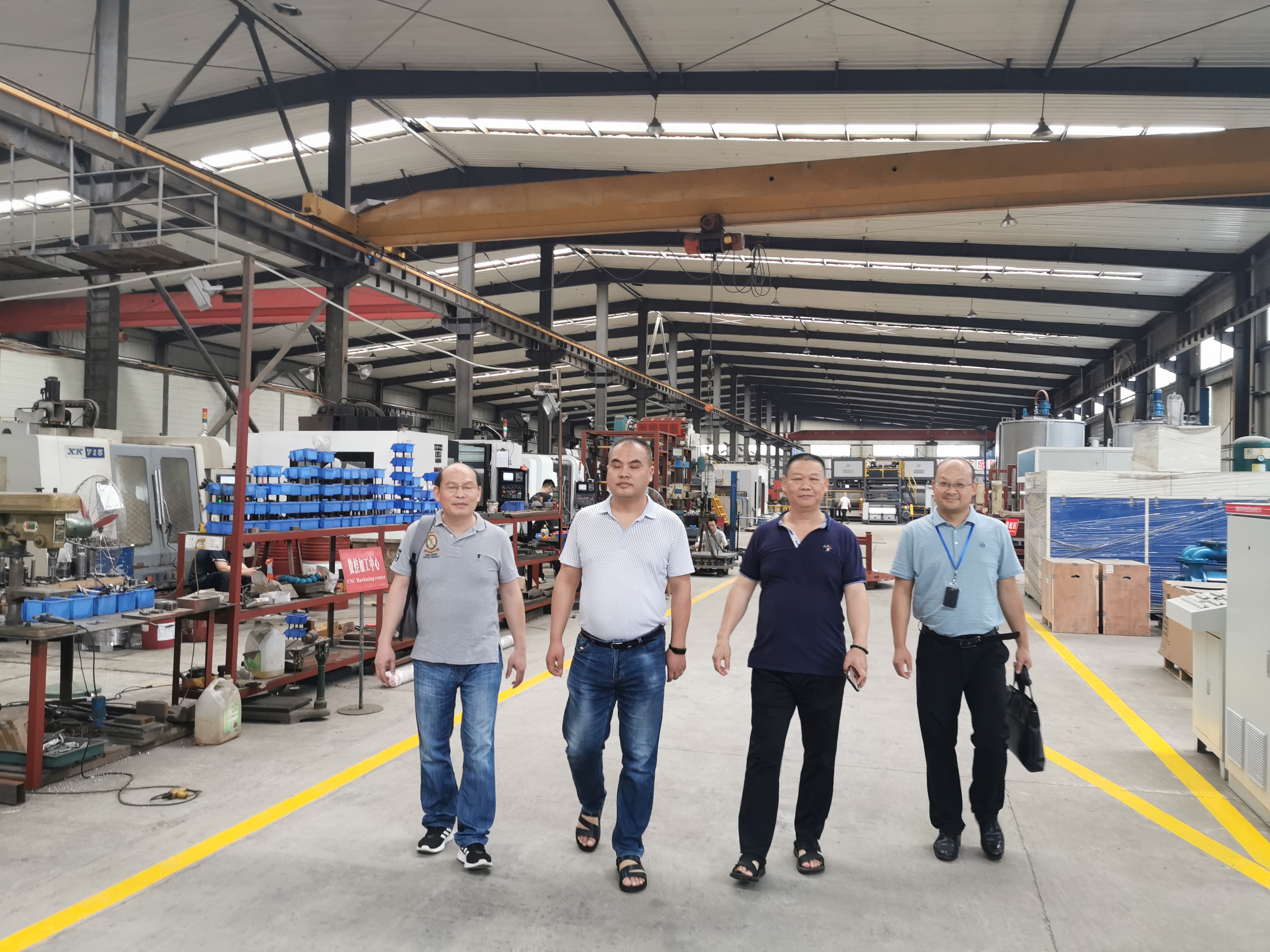 湘潭大学科研团队来我司进行项目合作洽谈